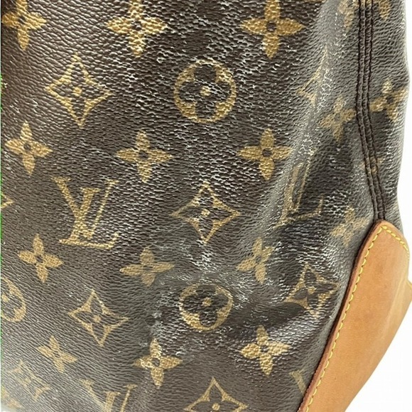 LOUIS VUITTON Brown Monogram Shoulder Bag - Picture 8 of 9